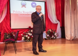 100 лет и 1 год