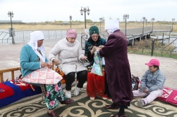 Бейбітшілік, достық және бірлік мерекесі Әуежай шағын ауданында болып өтті