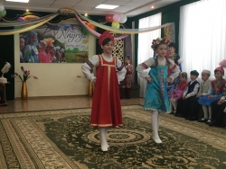 Праздник весеннего обновления и народного единения