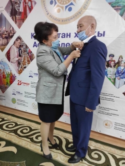 Мерейтойға арналған мерейлі марапаттар