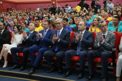«Самая вышка»: Год волонтера, международная премия и вечные друзья