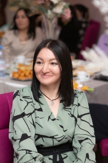 От радиотелефонистки до помощника прокурора, от младшего лейтенанта до полковника...