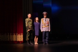 С благодарностью к каждому…
