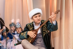 Музыка, цветы, женщины… 