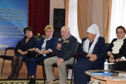 Простая, великая, трудолюбивая