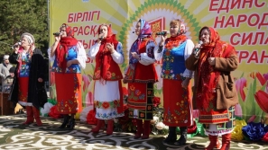 Сотня кукол, 20 видов баурсаков и выставка кисломолочных продуктов