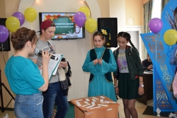 Тілсіз білім жоқ, ал білім – өмірдің шырағы!