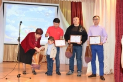 В областном Доме Дружбы в рамках Дня семьи прошел Фестиваль отцов