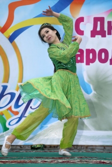 С национальным колоритом