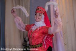 Пахлава, кадаих и праздник Гювеч