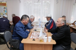 И снова ход конем…
