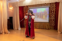 Кубыз, танцевальный «бешбармак» и народные песни