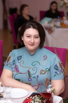 Радиотелефонист ханымнан прокурор көмекшісіне дейін, кіші лейтенант арудан полковник ханымға дейін…