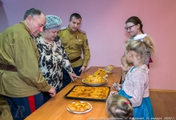 И пирог испечет, и кашей накормит, и медведя обезвредит…