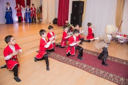 Пахлава, кадаих и праздник Гювеч